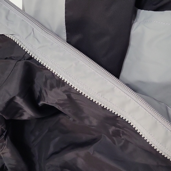 The North Face Men's Dryvent Jacket Size Xl - Picture 10 of 16